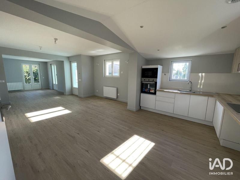 Maison - 98 m² - 4 pièces