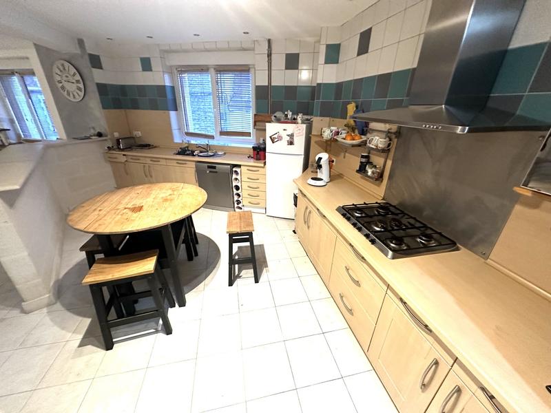 Appartement - 97 m² - 4 pièces