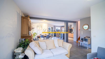 Maison - 102 m² - 4 pièces