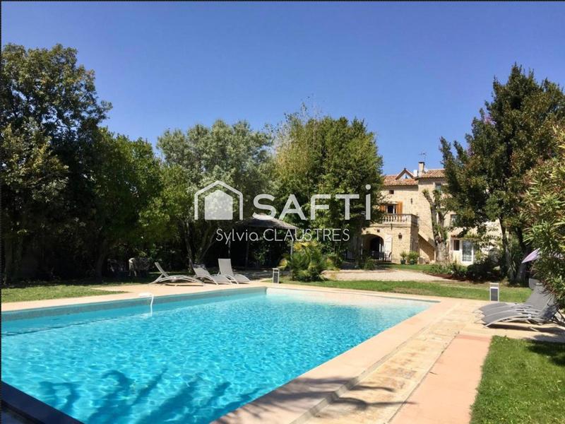 Bastide - 420 m² - 11 pièces