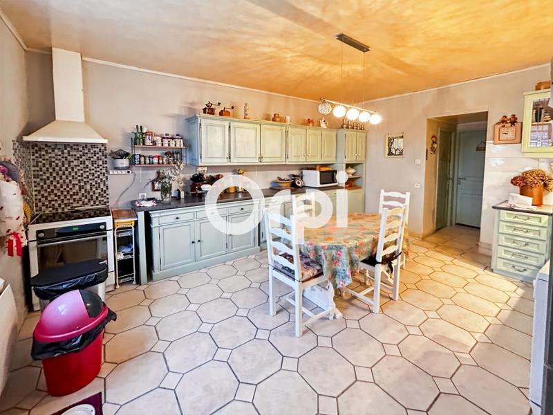 Maison - 161 m² - 4 pièces