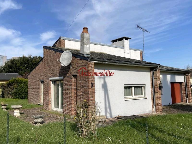 Maison - 90 m² - 5 pièces