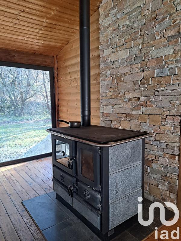 Maison - 230 m² - 16 pièces