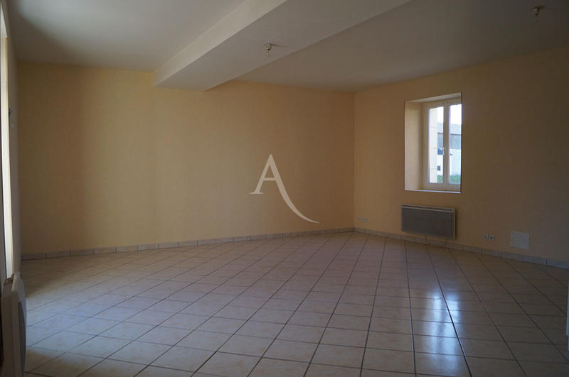 Appartement - 90 m² - 3 pièces
