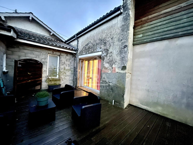 Maison - 98 m² - 4 pièces