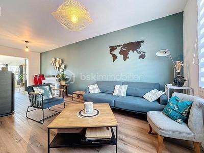 Maison de ville - 94 m² - 4 pièces