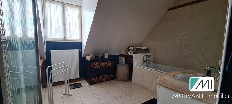 Villa - 200 m² - 8 pièces