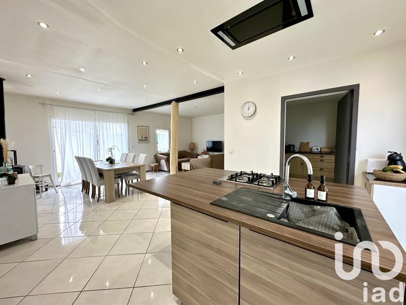 Maison - 160 m² - 5 pièces