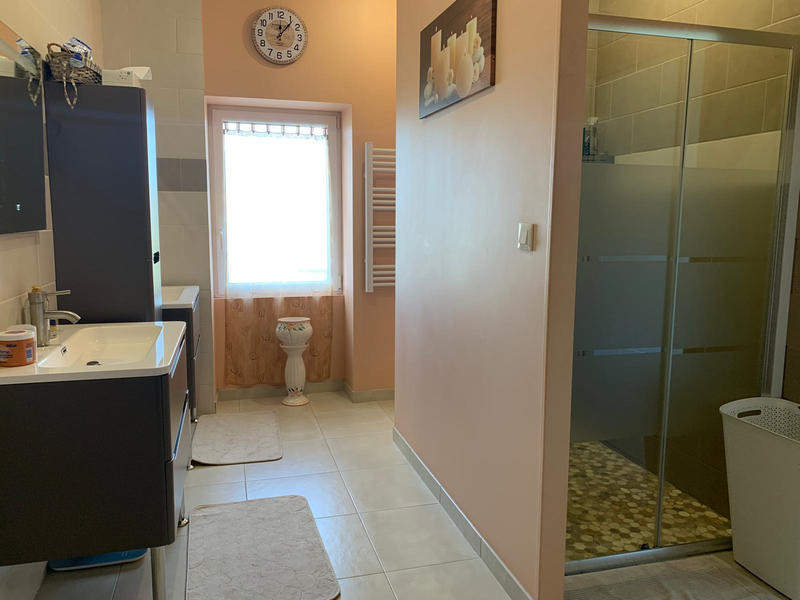 Maison - 226 m² - 7 pièces