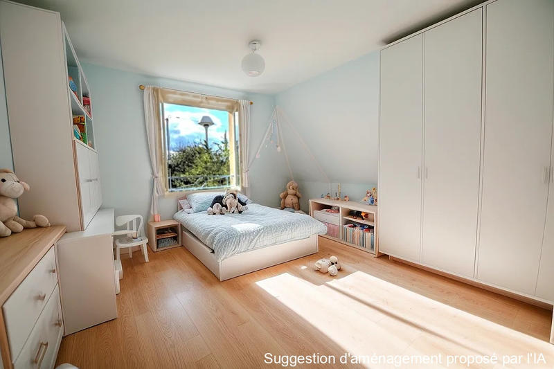 Maison - 90 m² - 4 pièces