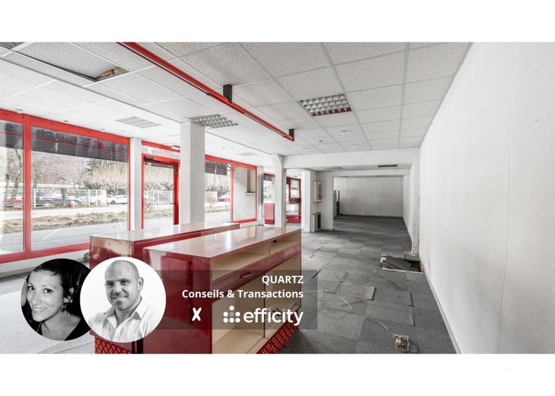 Local d'activité / Entrepôt - 207 m² - 3 pièces