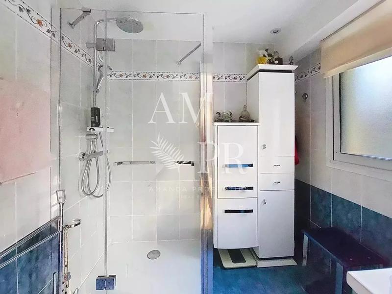 Appartement - 77 m² - 4 pièces