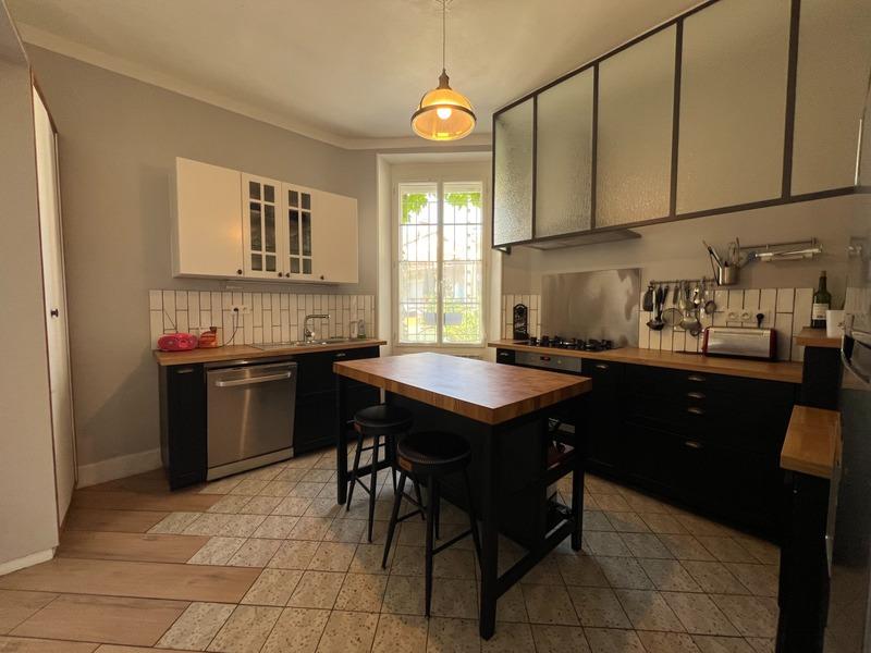 Maison de ville - 144 m² - 6 pièces