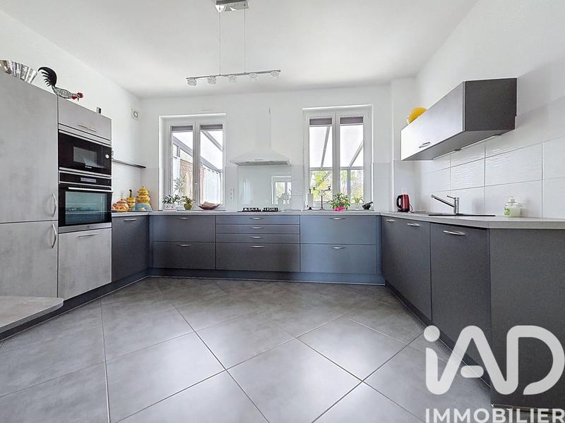 Maison - 175 m² - 7 pièces