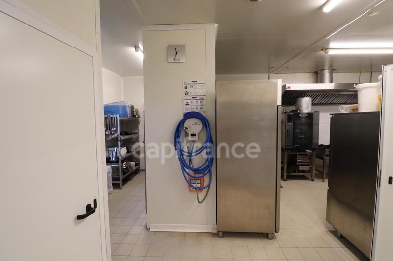 Fonds de commerce - 200 m²