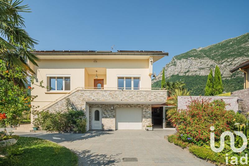 Maison - 133 m² - 5 pièces