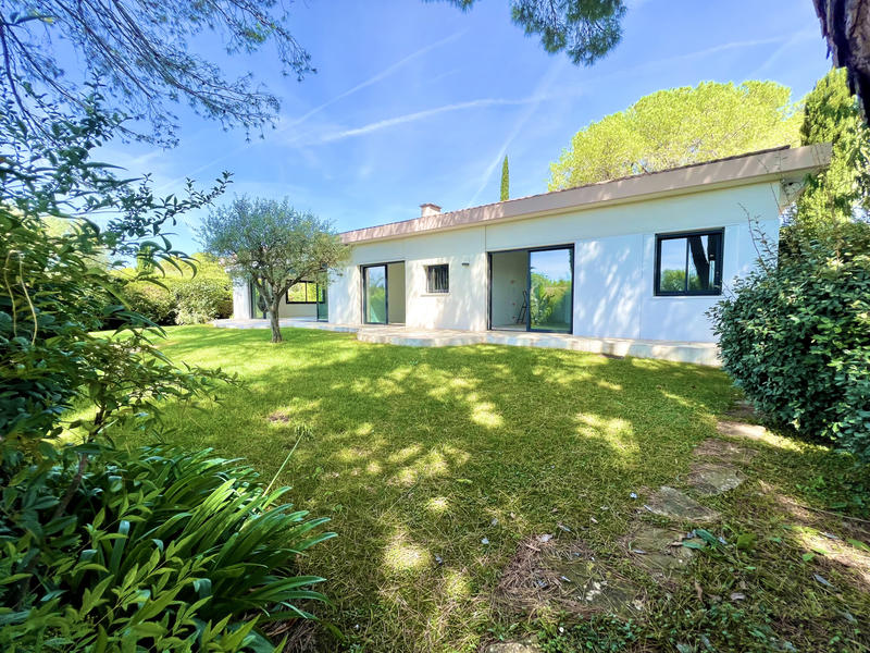Maison - 170 m² - 5 pièces
