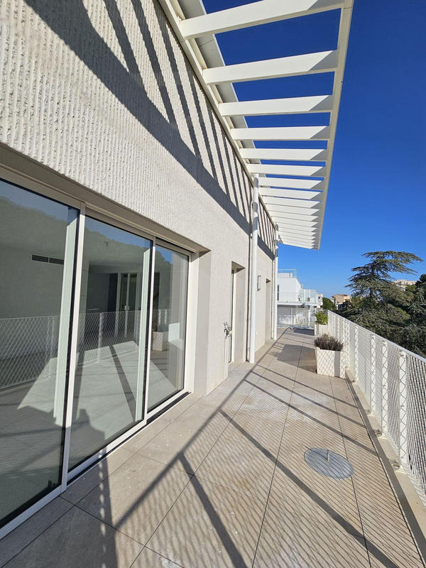 Appartement - 140 m² - 5 pièces