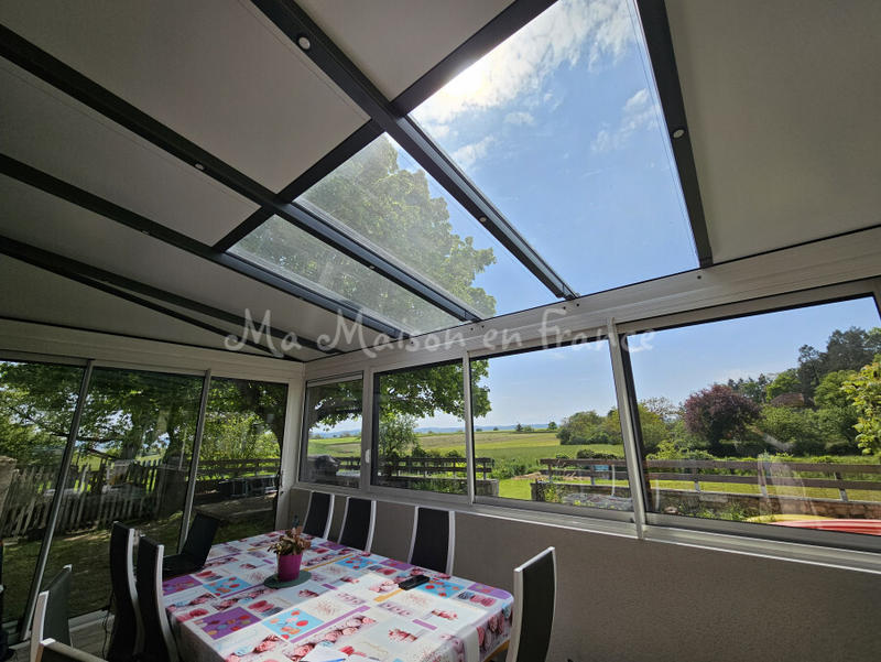 Maison - 200 m² - 7 pièces