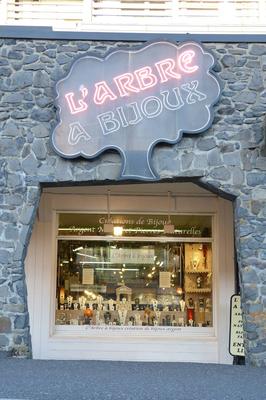 Fonds de commerce - Magasins - 85 m²