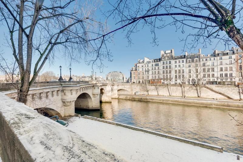 Studio - 36 m² - 1 pièce