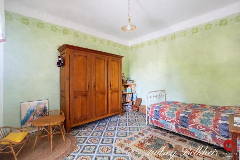 Maison en pierre - 260 m² - 7 pièces