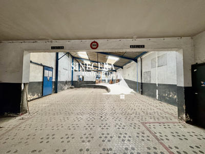 Local commercial - 358 m²