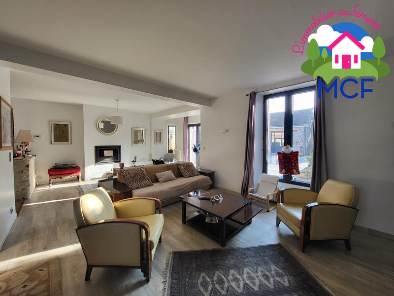 Maison ancienne - 229 m² - 8 pièces