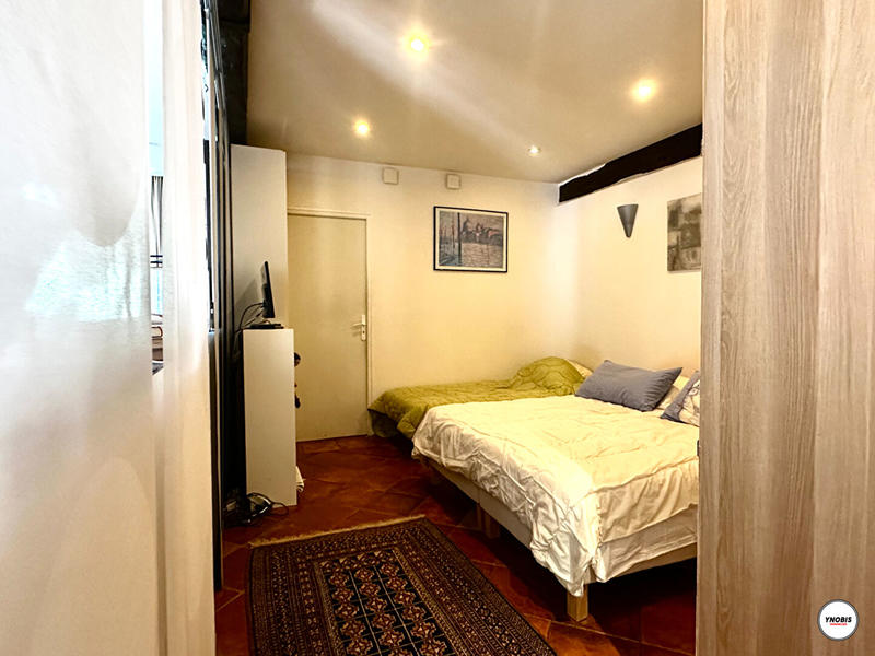 Immeuble - 700 m² - 15 pièces