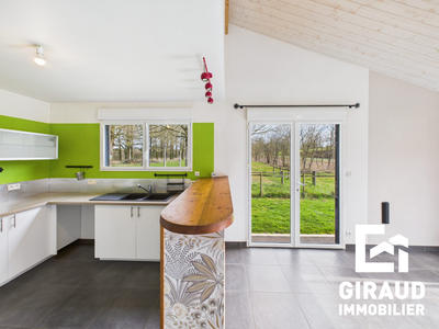 Maison - 92 m² - 4 pièces