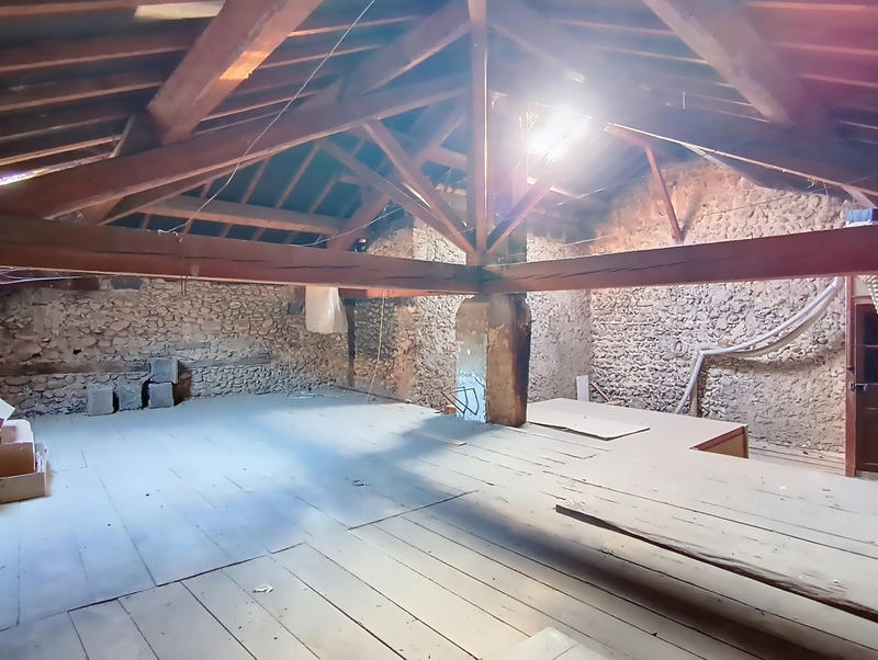 Maison de village - 103 m² - 4 pièces