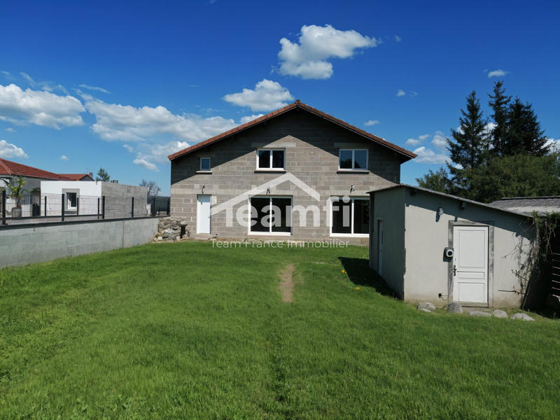 Maison - 210 m² - 5 pièces