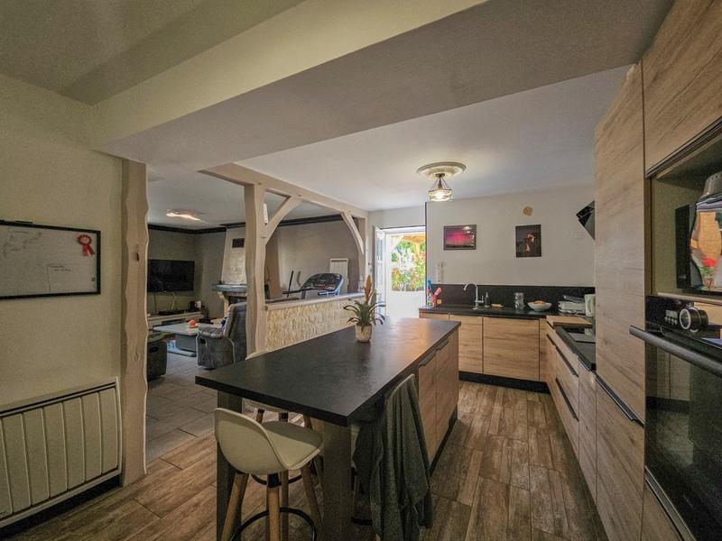 Maison - 140 m² - 6 pièces