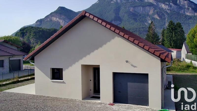 Maison - 106 m² - 4 pièces