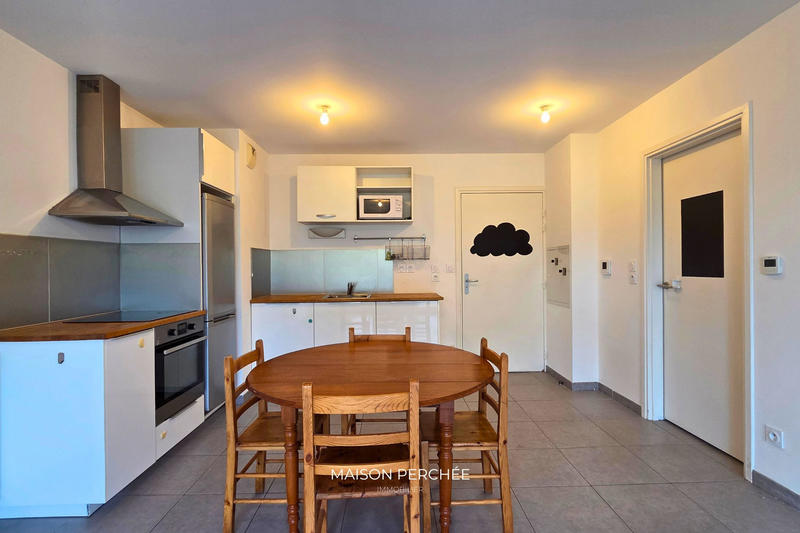 Appartement - 60 m² - 3 pièces