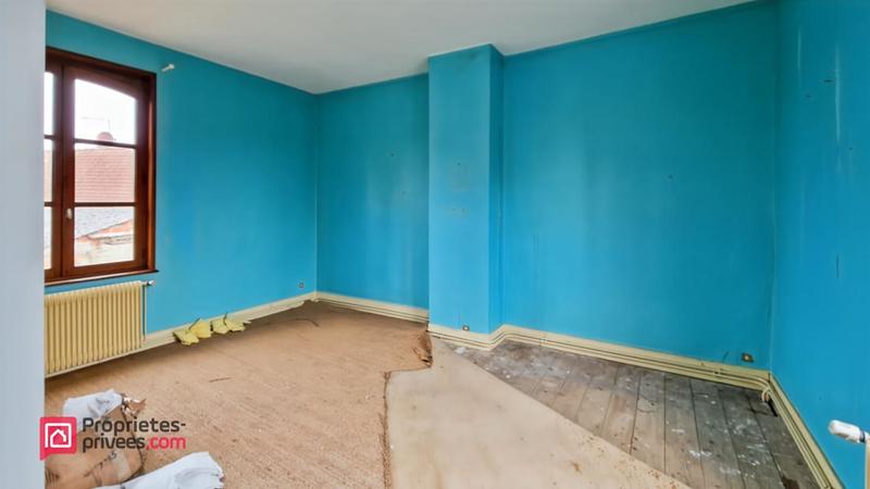 Maison - 200 m² - 12 pièces