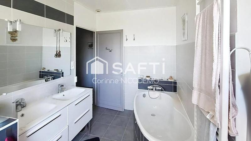 Maison - 188 m² - 6 pièces