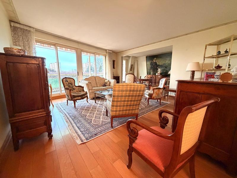 Appartement - 107 m² - 3 pièces