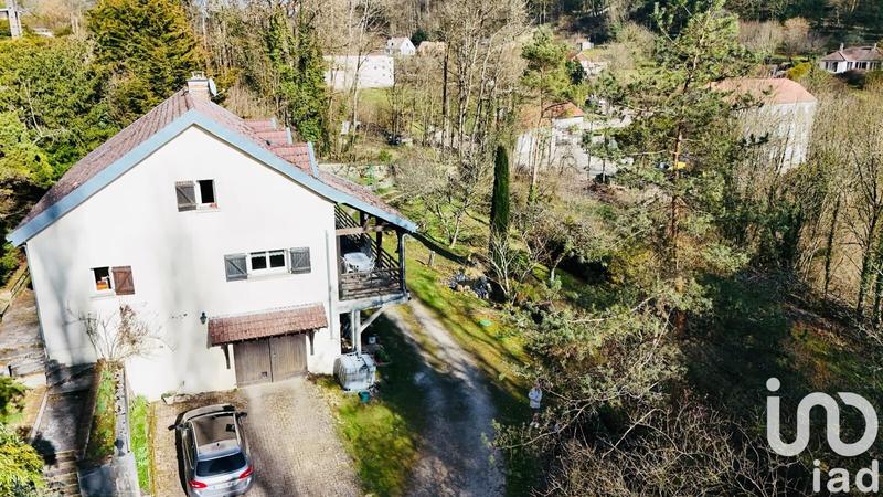 Maison - 191 m² - 6 pièces