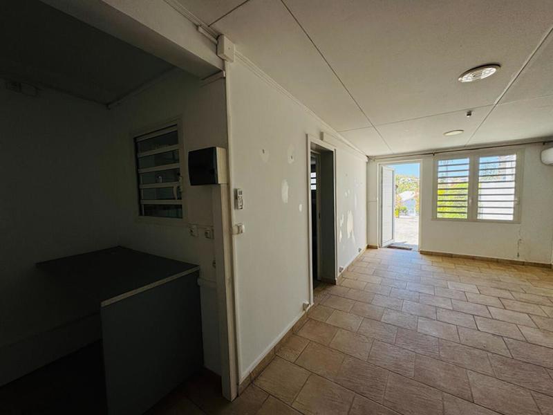 Villa - 270 m² - 9 pièces