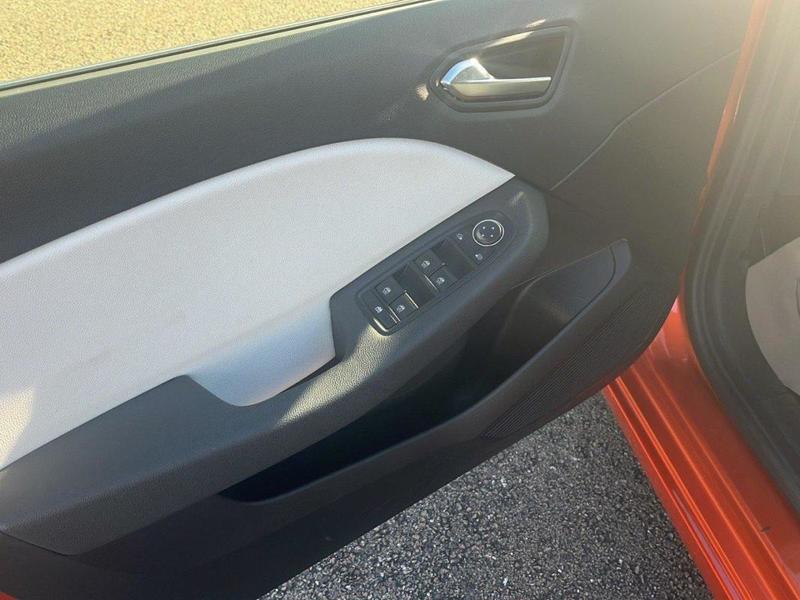 Renault Clio V E-Tech full hybrid 145 Techno