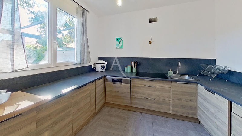 Maison - 107 m² - 5 pièces