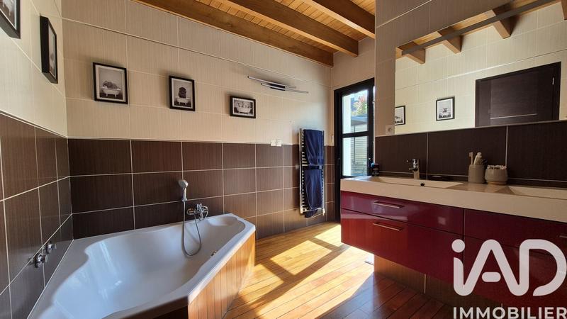 Maison - 133 m² - 5 pièces