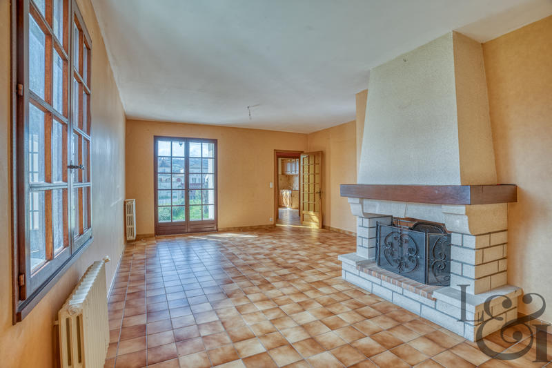 Maison - 98 m² - 4 pièces