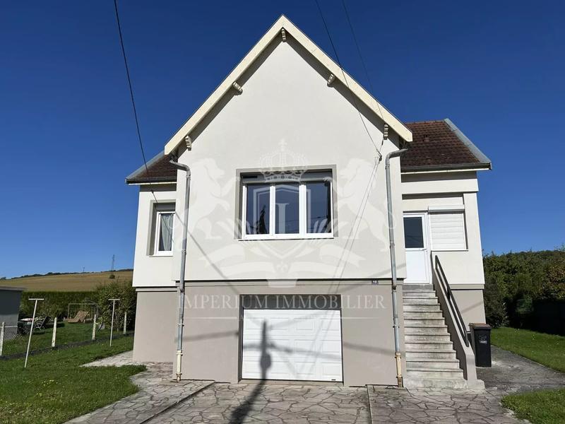 Maison - 100 m² - 6 pièces