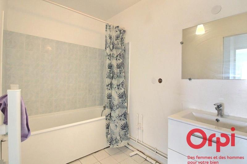 Appartement - 92 m² - 5 pièces