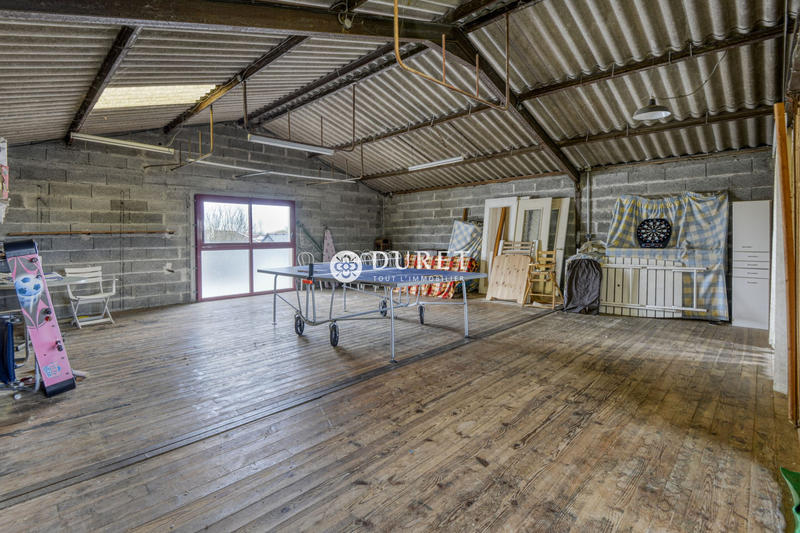 Maison - 195 m² - 7 pièces