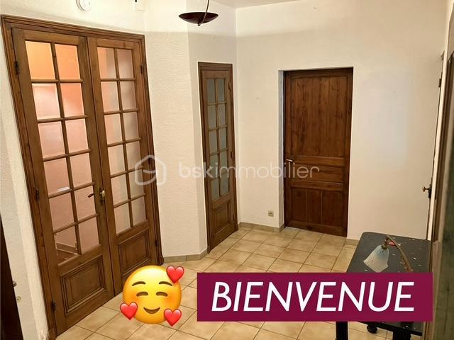 Demeure - 158 m² - 6 pièces