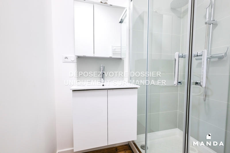 Chambre - 10 m² - 5 pièces