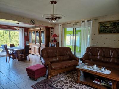 Pavillon - 158 m² - 6 pièces